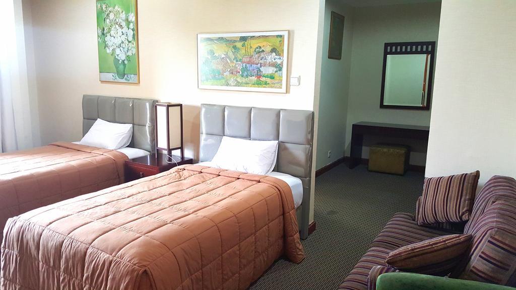 Roosseno Plaza Serviced Apartment ジャカルタ エクステリア 写真