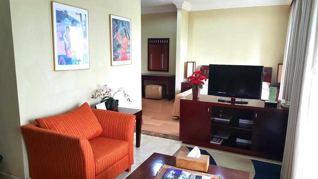 Roosseno Plaza Serviced Apartment ジャカルタ エクステリア 写真