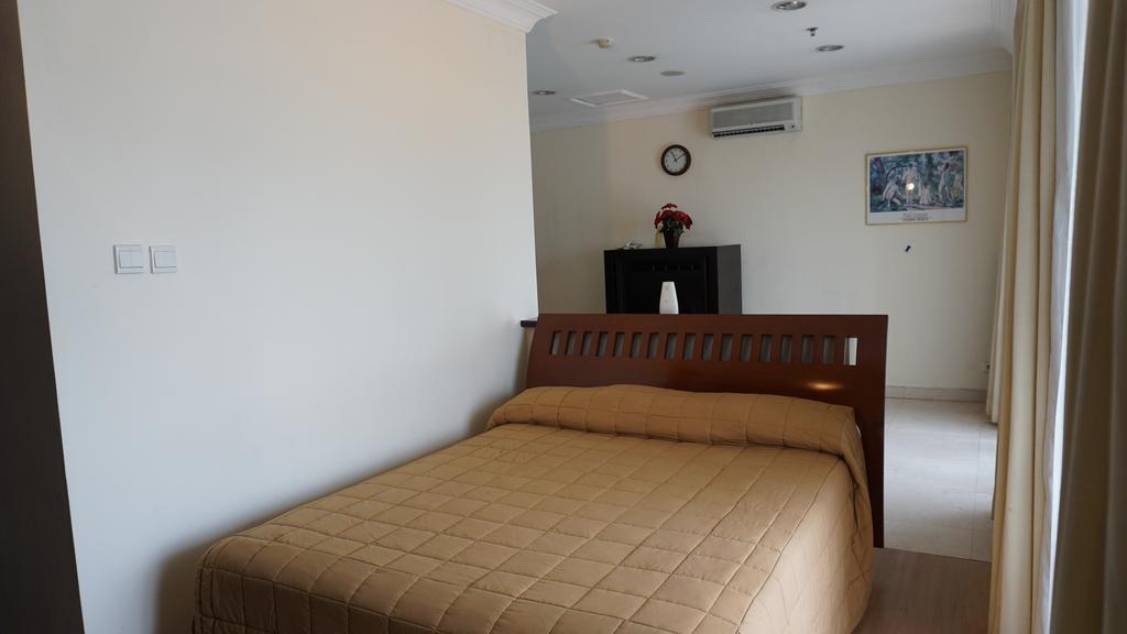 Roosseno Plaza Serviced Apartment ジャカルタ エクステリア 写真