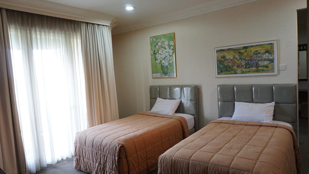Roosseno Plaza Serviced Apartment ジャカルタ エクステリア 写真