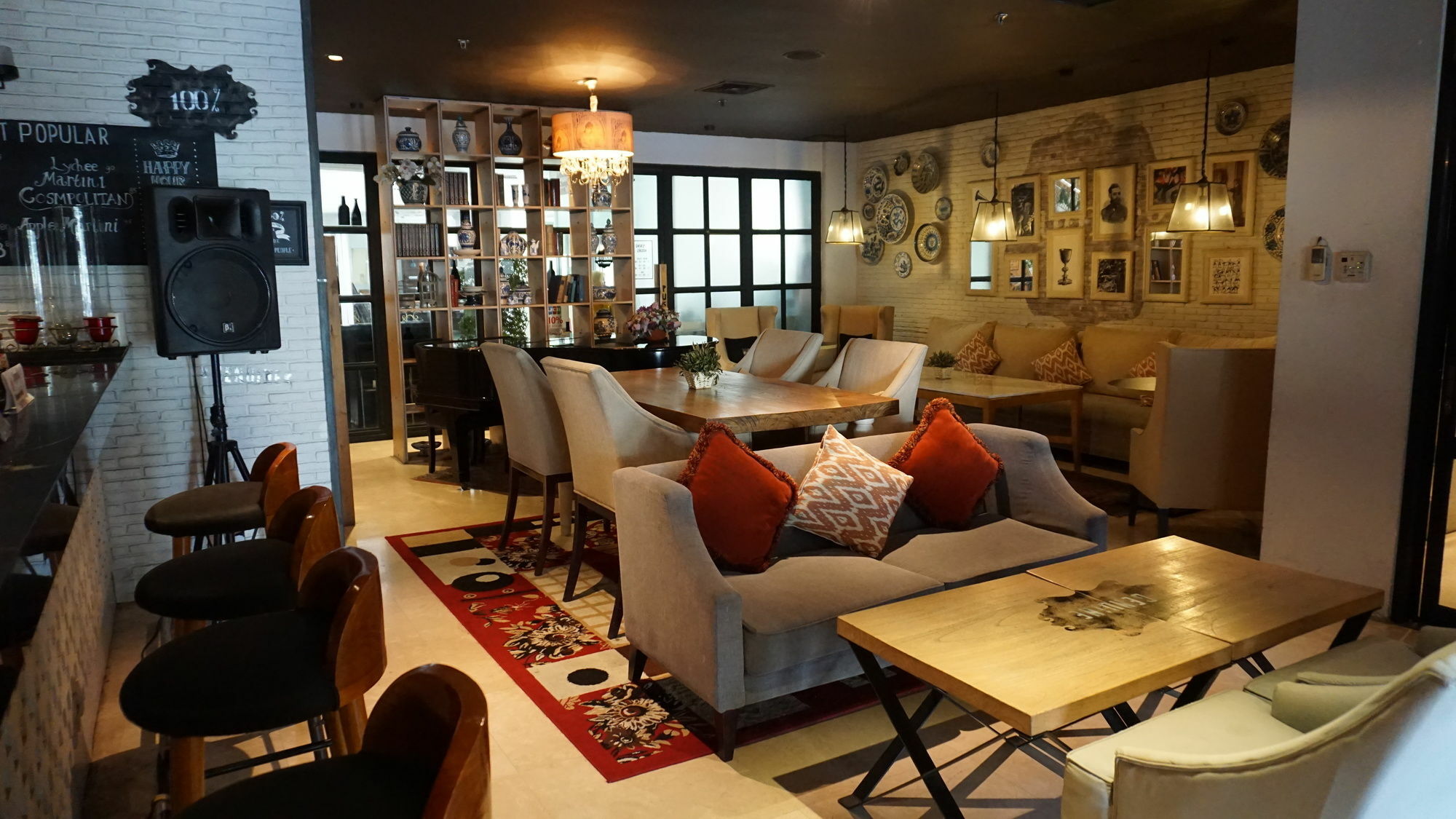 Roosseno Plaza Serviced Apartment ジャカルタ エクステリア 写真