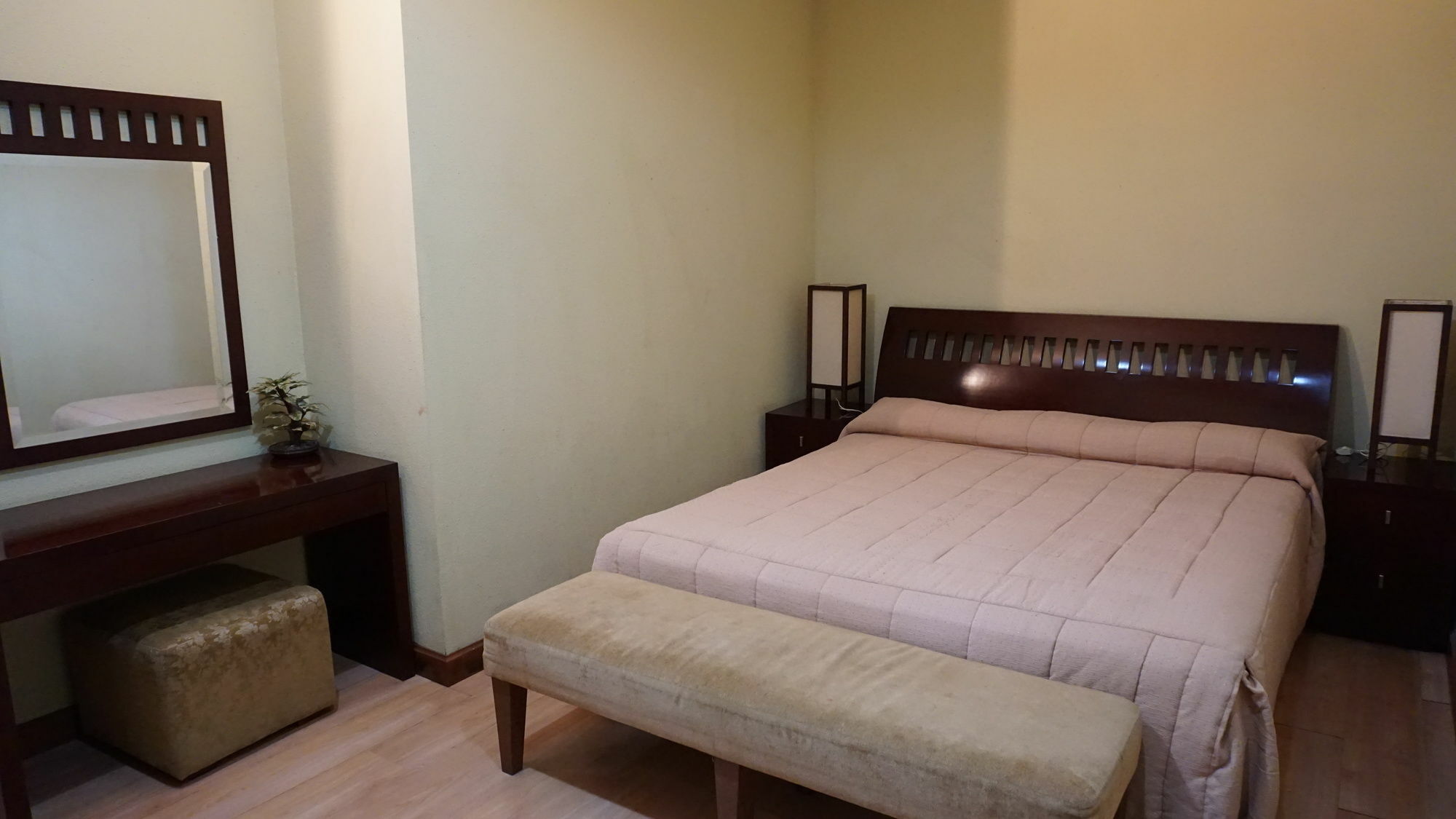 Roosseno Plaza Serviced Apartment ジャカルタ エクステリア 写真
