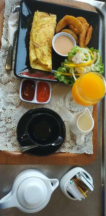 Roosseno Plaza Serviced Apartment ジャカルタ エクステリア 写真